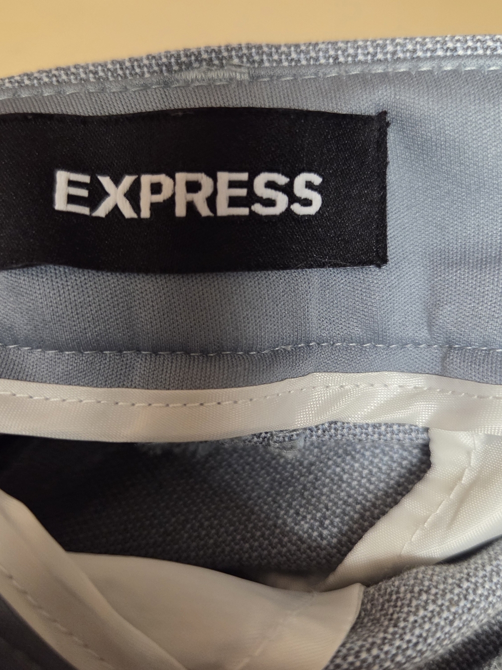 Express Columnist Barely Boot Gray Dress Pants Stretch Size 8R #0266 - Picture 3 of 9